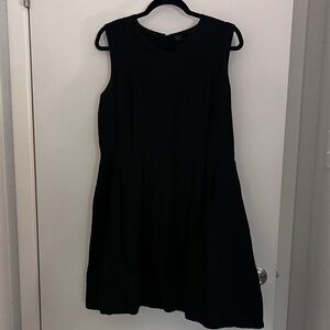 GAP Black Horizontal texture stripes empire dress with pockets and zipper